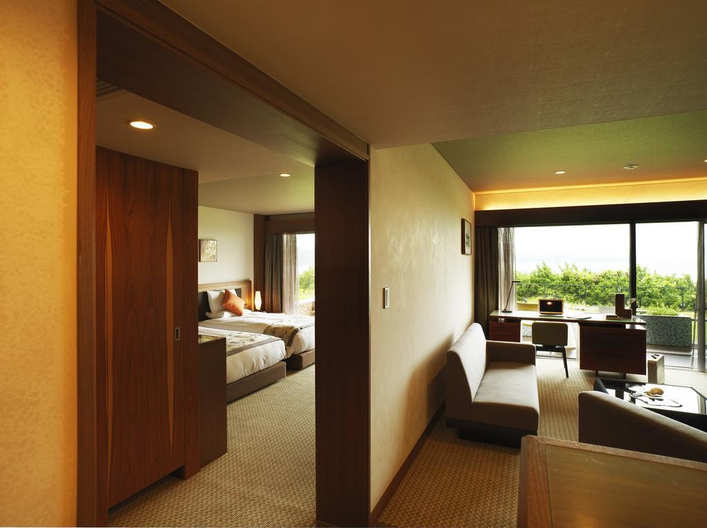 Hotel Anaga Minamiawaji Экстерьер фото